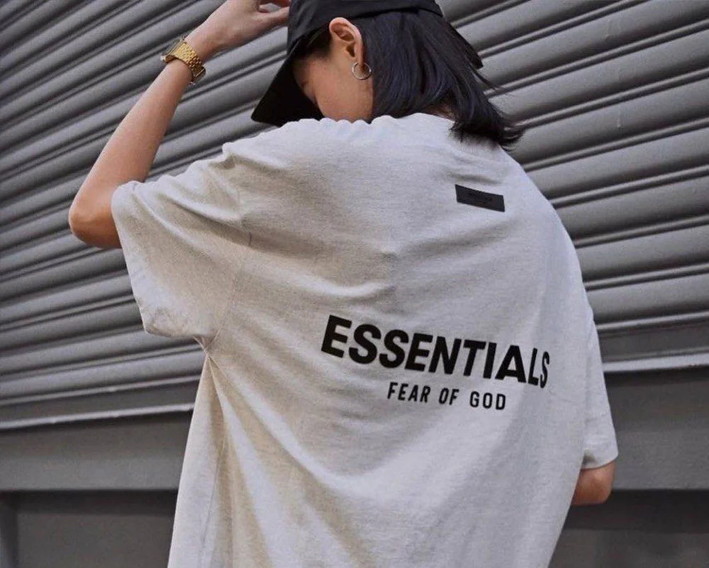 essentials-home-newcop-mobile_02_1c8824b4-5259-4196-a264-e85ac4002cd8